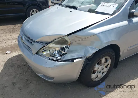 2009 Kia Sedona Lx z USA, uszkodzony, nr VIN KNDMB233396311283